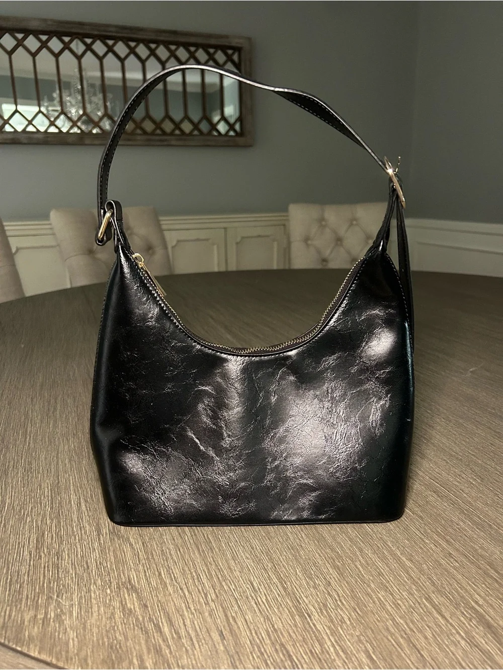 PRINCESS POLLY - Classic Black Shoulder Bag - Sleek Minimalist Women's Purse